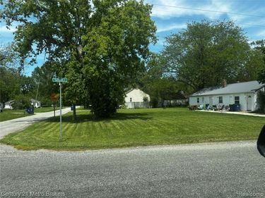 2665 Tatham Road , Bridgeport Twp, MI 48601