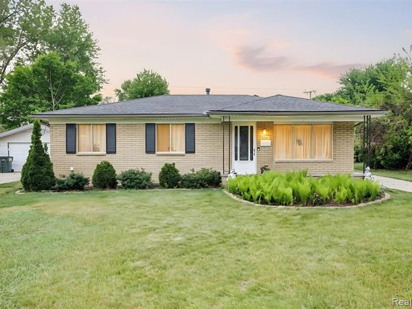 8530 Canal Road, Sterling Heights, MI 48314