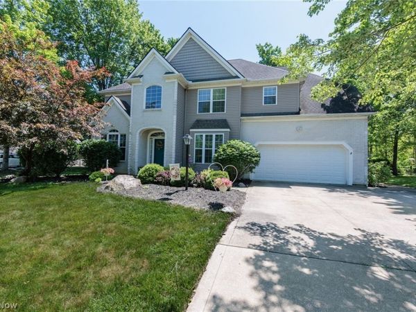 3574 Turnberry Drive , Medina, OH 44256