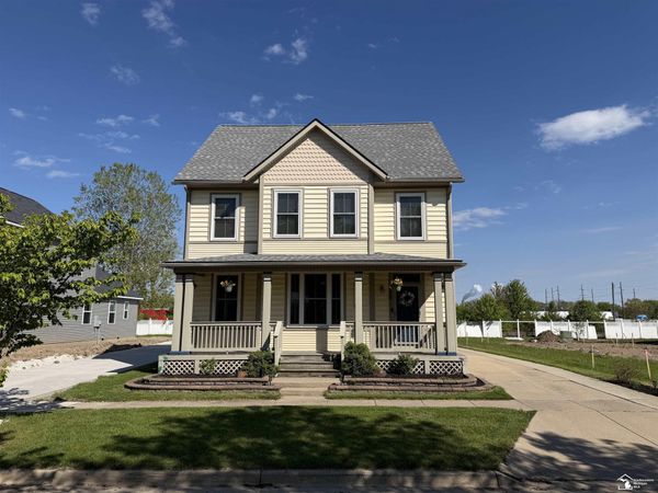 450 Mason Run Boulevard, Monroe, MI 48162