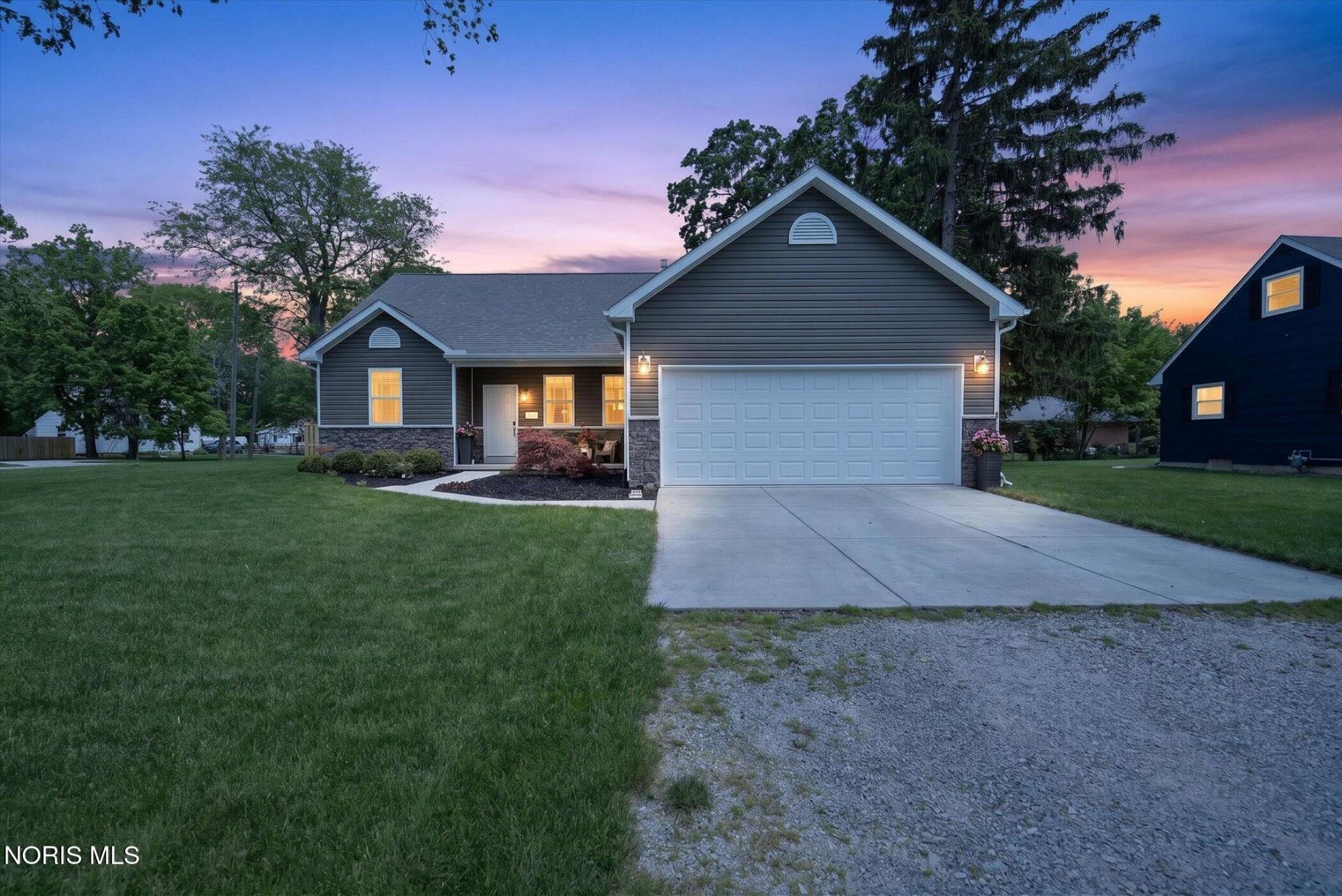 922 Corey Street, Maumee, OH 43537 Main Photo