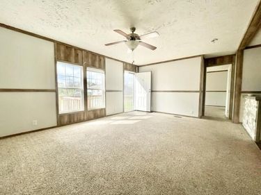 25 T Millers Way, Science Hill, KY 42553