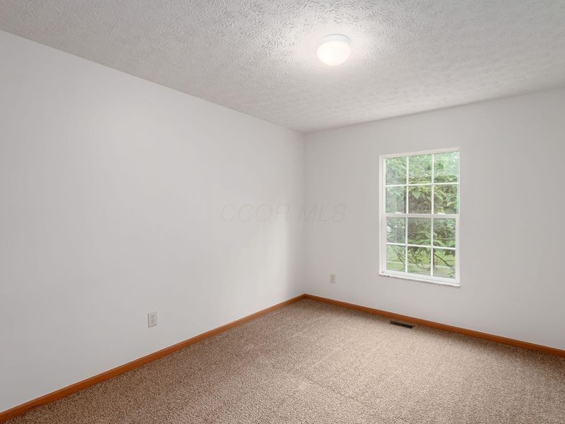 325 Penwood Court , Pataskala, OH 43062 Photo 26