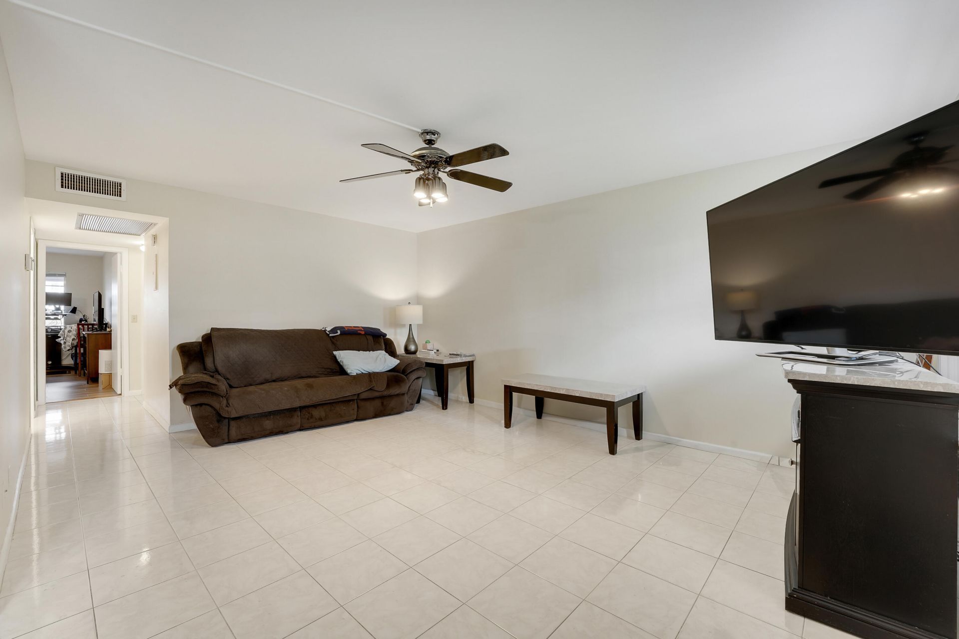 1011, 290 , 16 , 146 Exeter, Dorset , Mansfield, Boca Raton, FL 33434 Photo