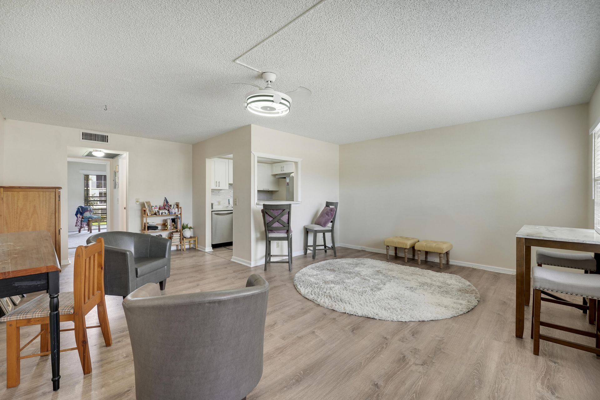 1011, 290 , 16 , 146 Exeter, Dorset , Mansfield, Boca Raton, FL 33434 Photo