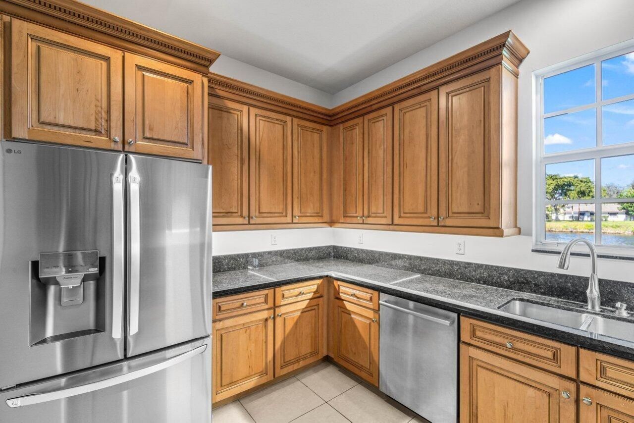 8343 NW 8th Terrace, Boca Raton, FL 33487 Photo