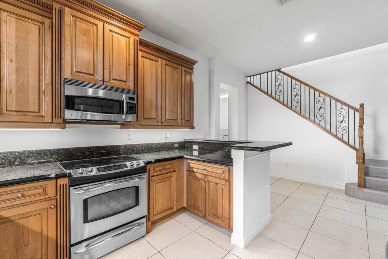8343 NW 8th Terrace, Boca Raton, FL 33487 Photo