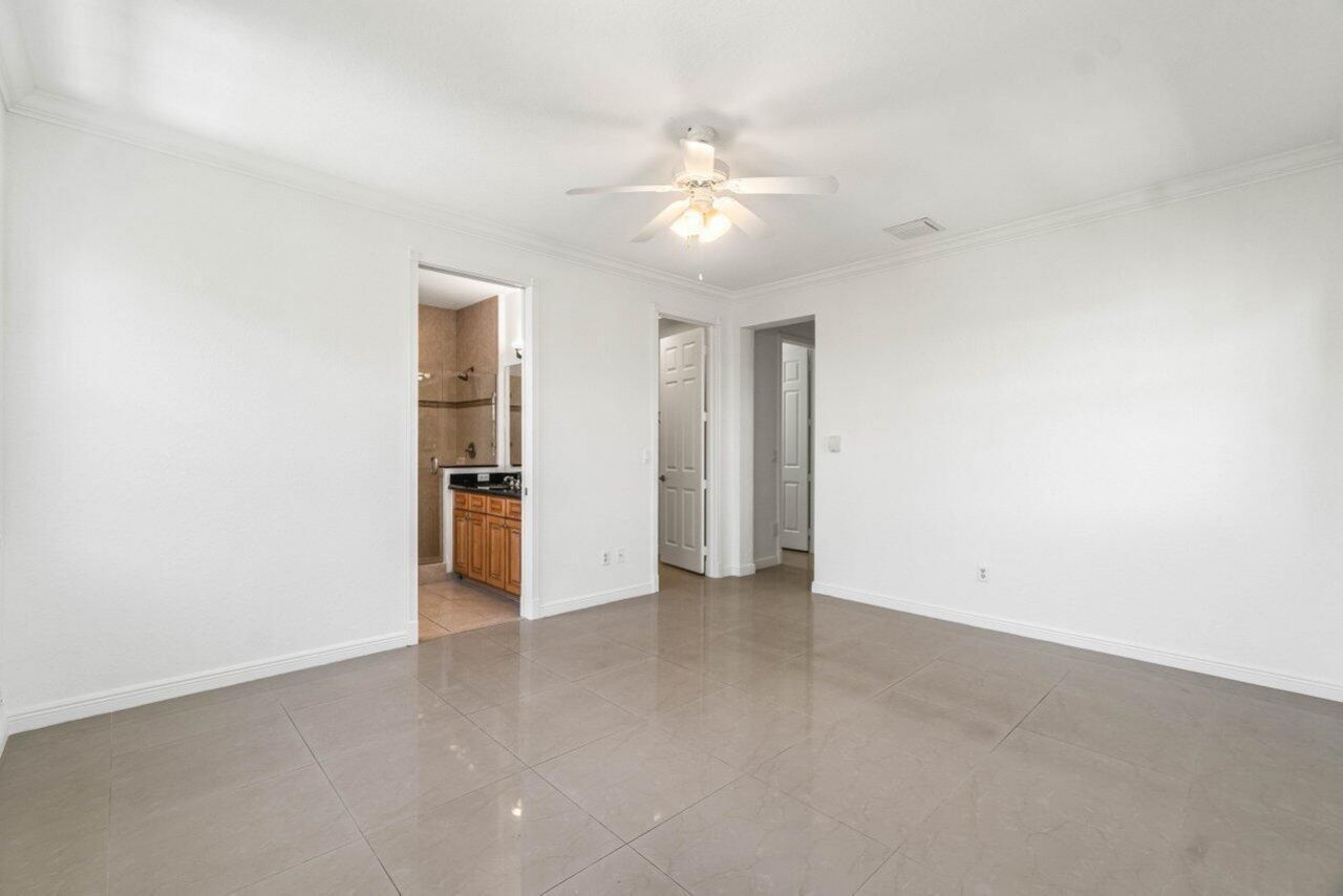 8343 NW 8th Terrace, Boca Raton, FL 33487 Photo