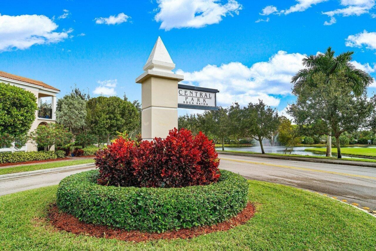 8343 NW 8th Terrace, Boca Raton, FL 33487 Photo