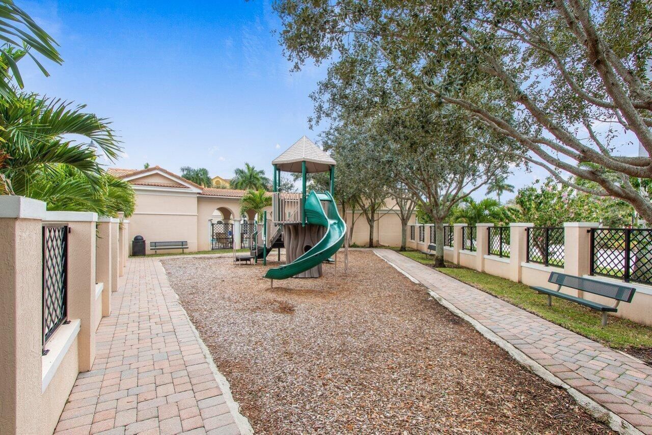 8343 NW 8th Terrace, Boca Raton, FL 33487 Photo