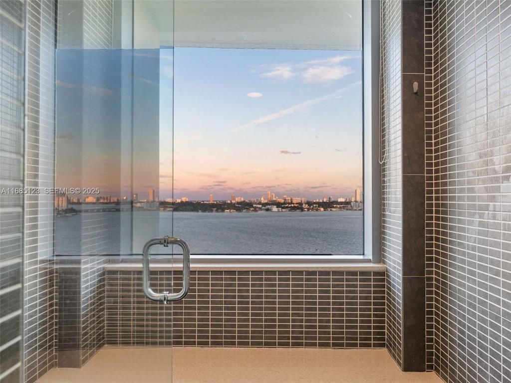 7935 East Drive, Unit 1202, North Bay Village, FL 33141 Photo