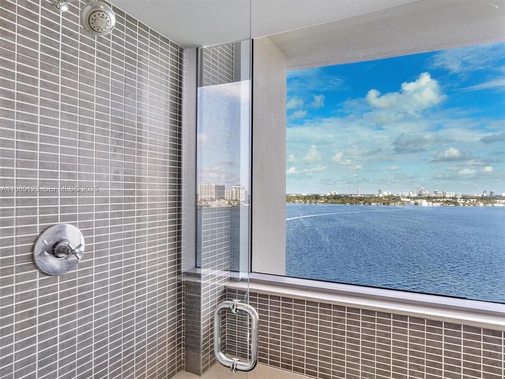 7935 East Drive, Unit 1202, North Bay Village, FL 33141 Photo