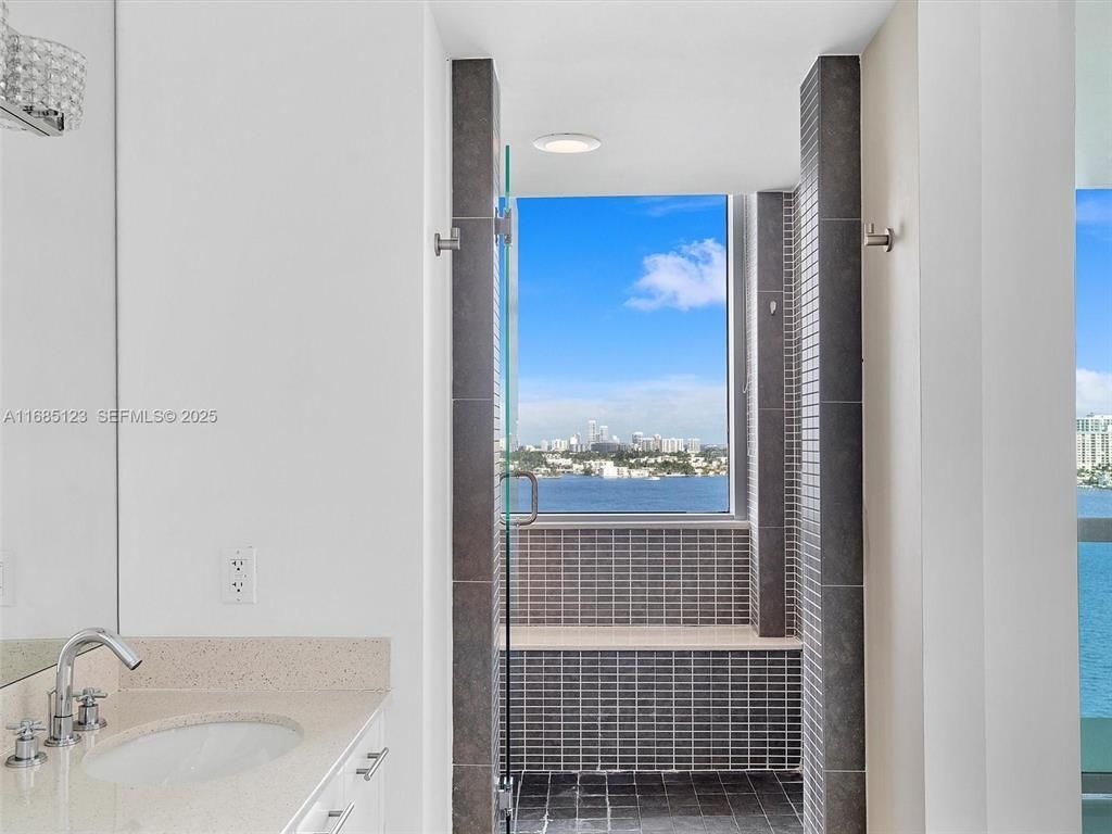 7935 East Drive, Unit 1202, North Bay Village, FL 33141 Photo