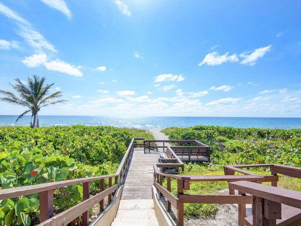 2871 N Ocean Boulevard, Unit D506, Boca Raton, FL 33431