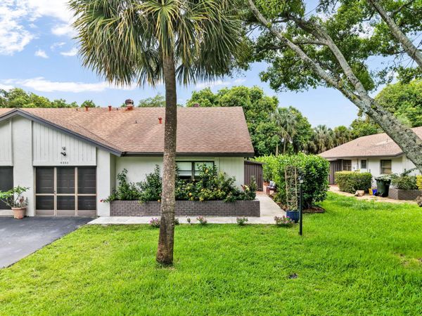 4335 N Palm Forest Dr Drive N, Delray Beach, FL 33445