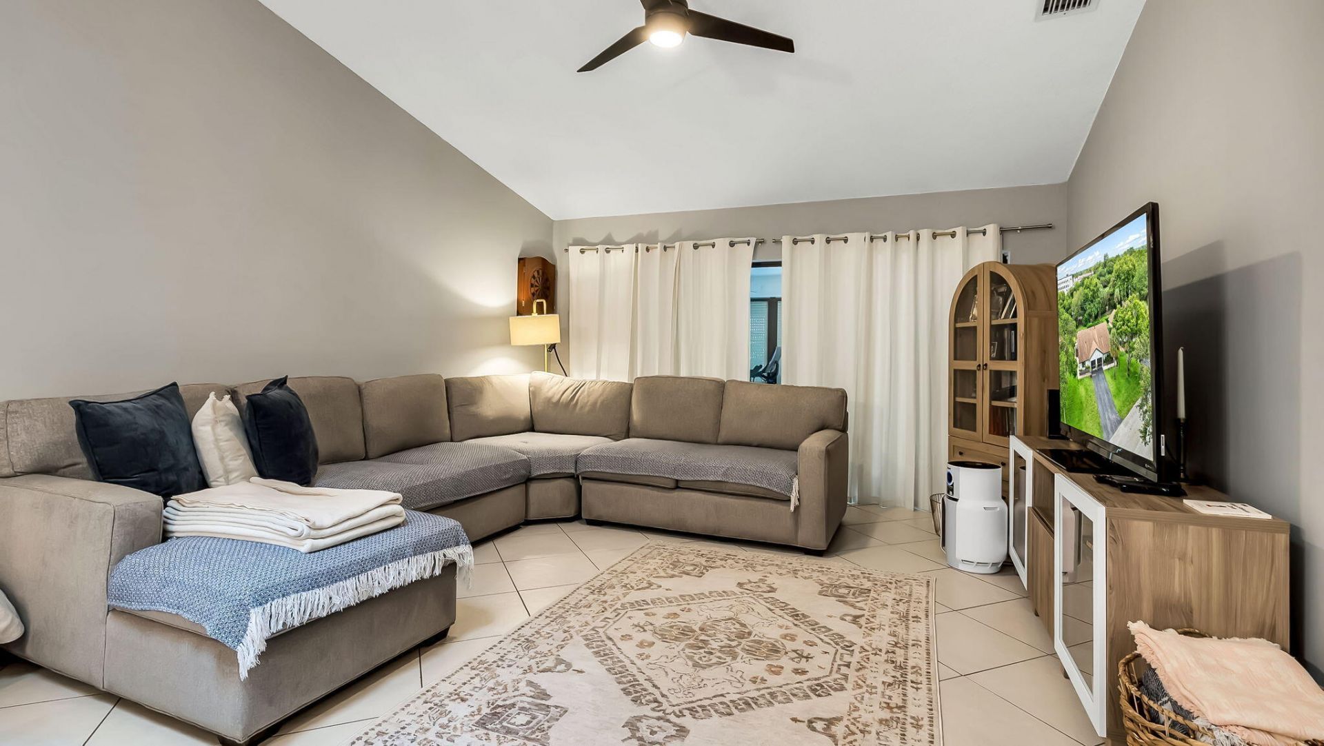 4335 N Palm Forest Dr Drive N, Delray Beach, FL 33445 Photo