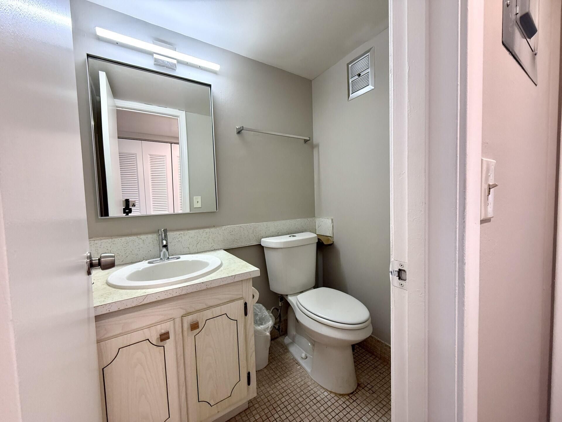 92 Northampton E, Unit 92, West Palm Beach, FL 33417 Photo