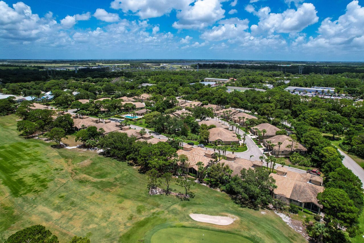 7064 Torrey Pines Circle, Port Saint Lucie, FL 34986 Photo