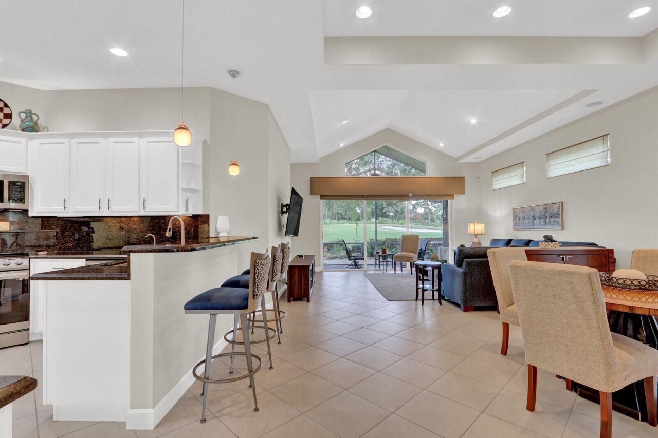 7064 Torrey Pines Circle, Port Saint Lucie, FL 34986 Photo