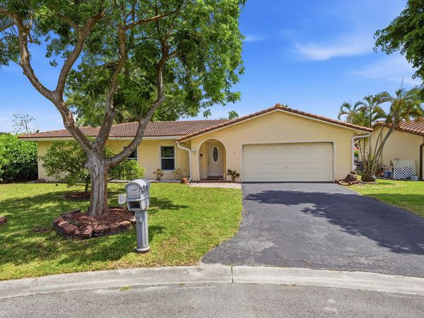 11748 NW 28th Street, Coral Springs, FL 33065