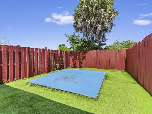 7904 SW 8th Street, North Lauderdale, FL 33068