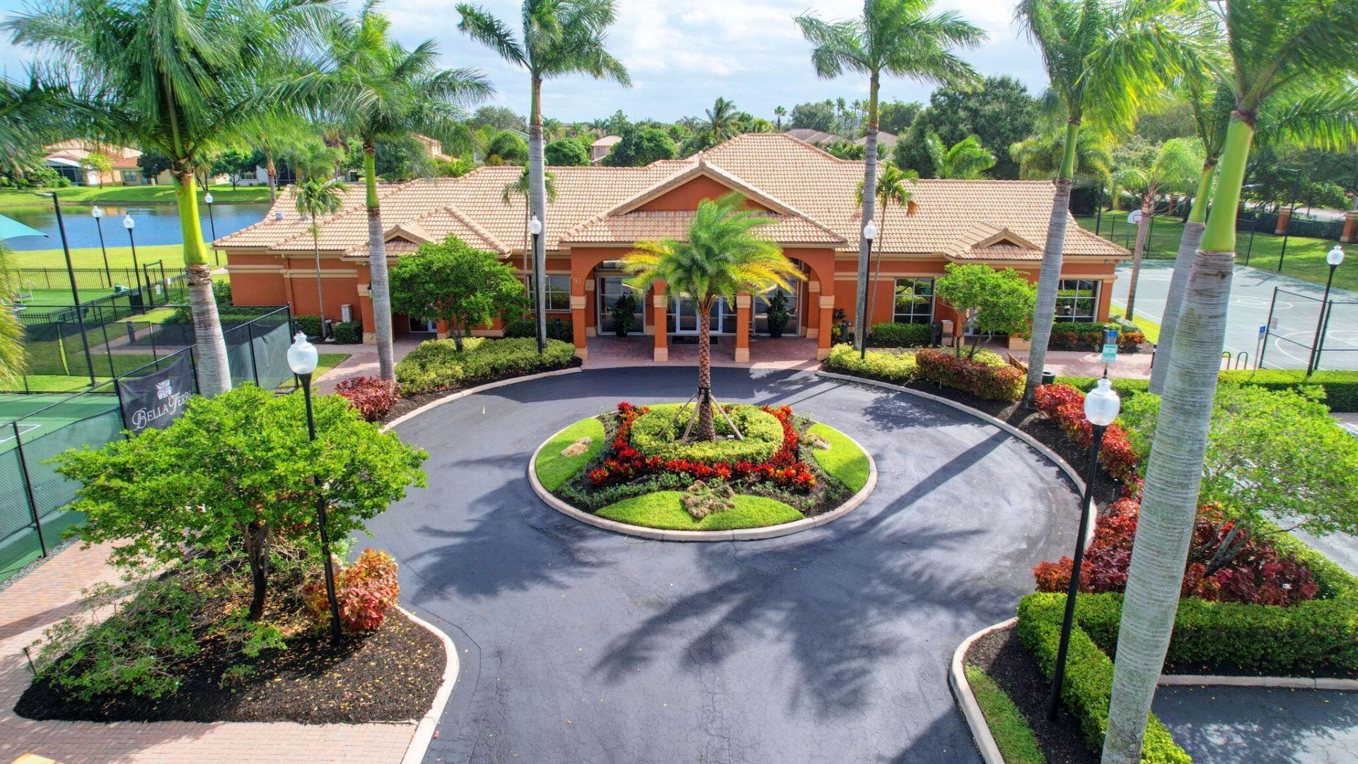 198 Bella Vista Way, Royal Palm Beach, FL 33411 Photo