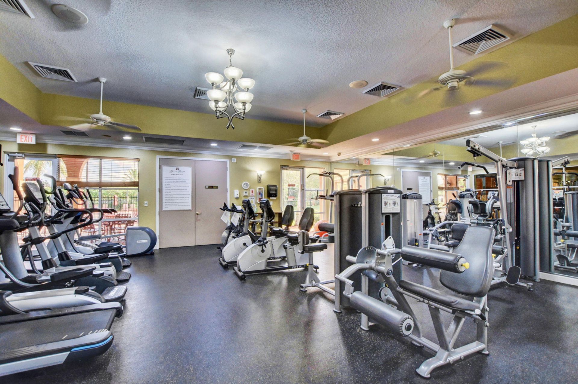 198 Bella Vista Way, Royal Palm Beach, FL 33411 Photo