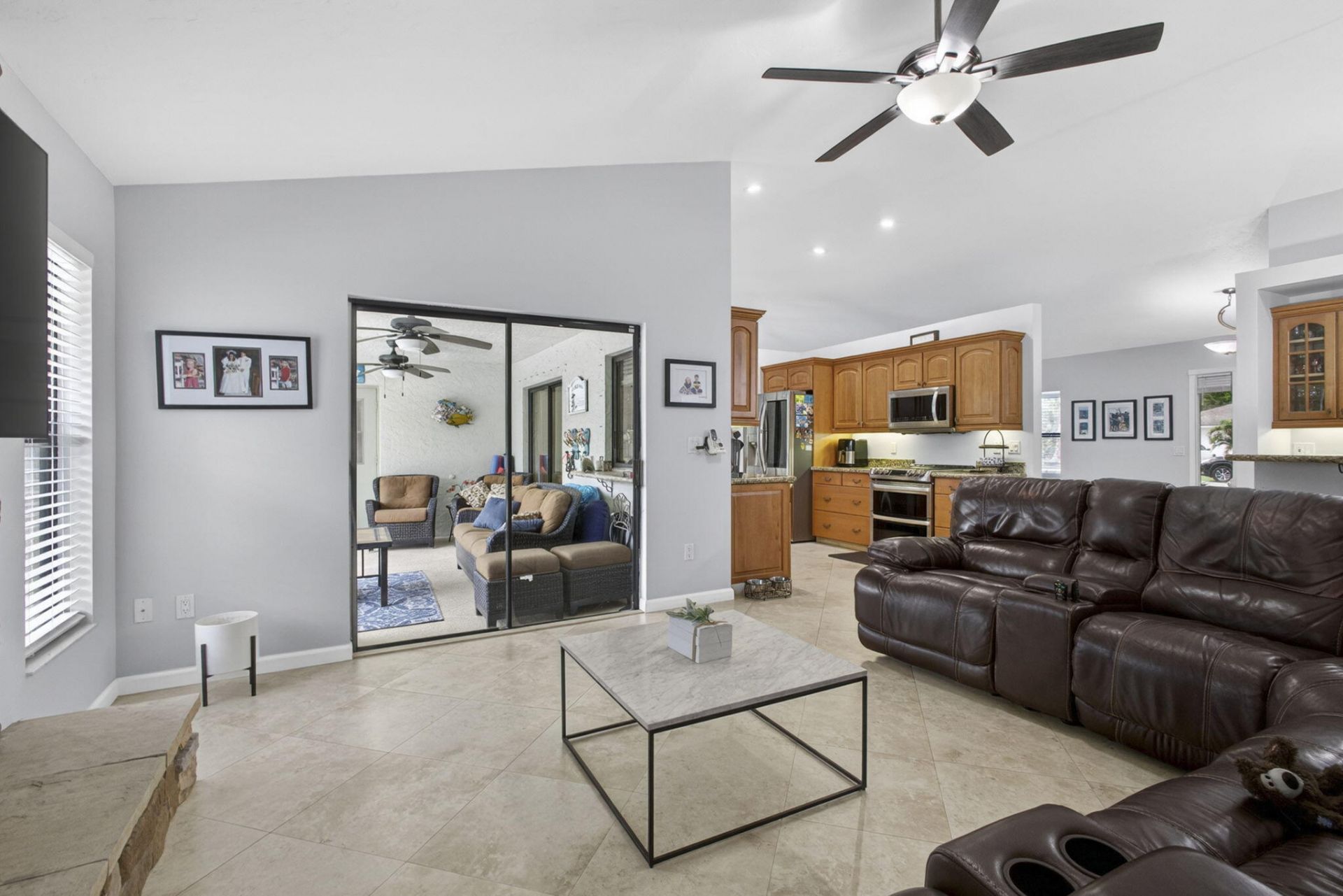 559 Azure Avenue, Wellington, FL 33414 Photo