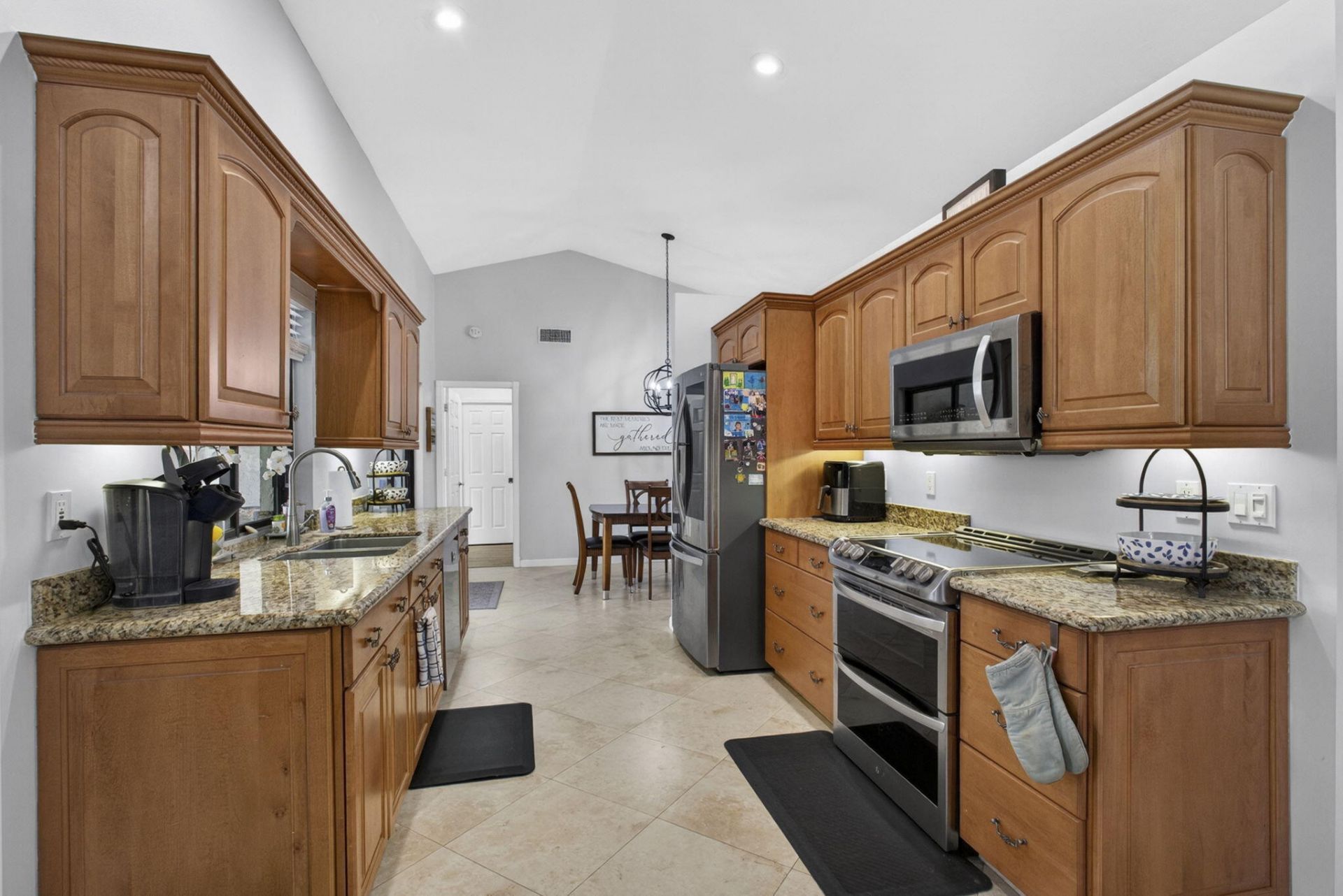 559 Azure Avenue, Wellington, FL 33414 Photo