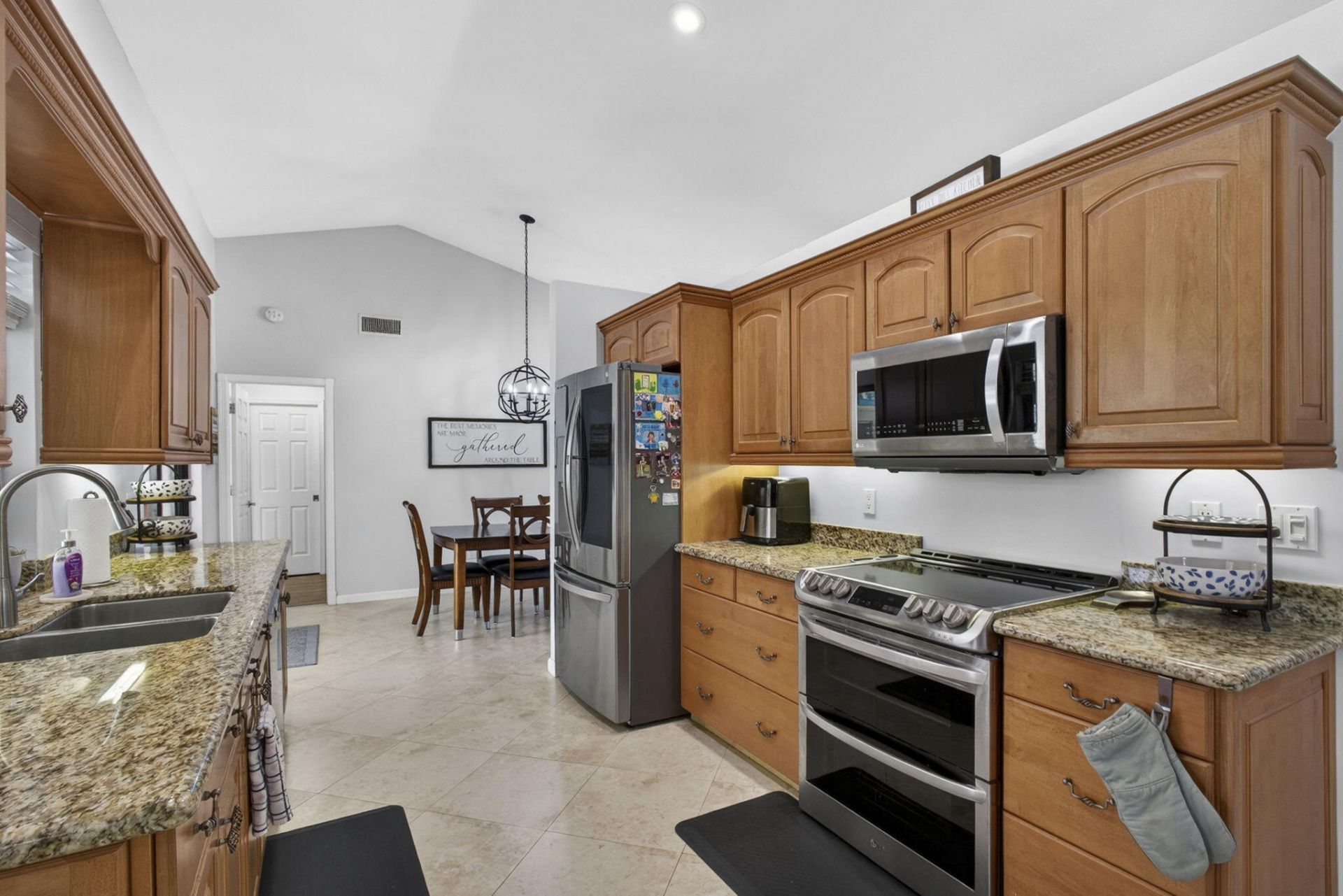 559 Azure Avenue, Wellington, FL 33414 Photo