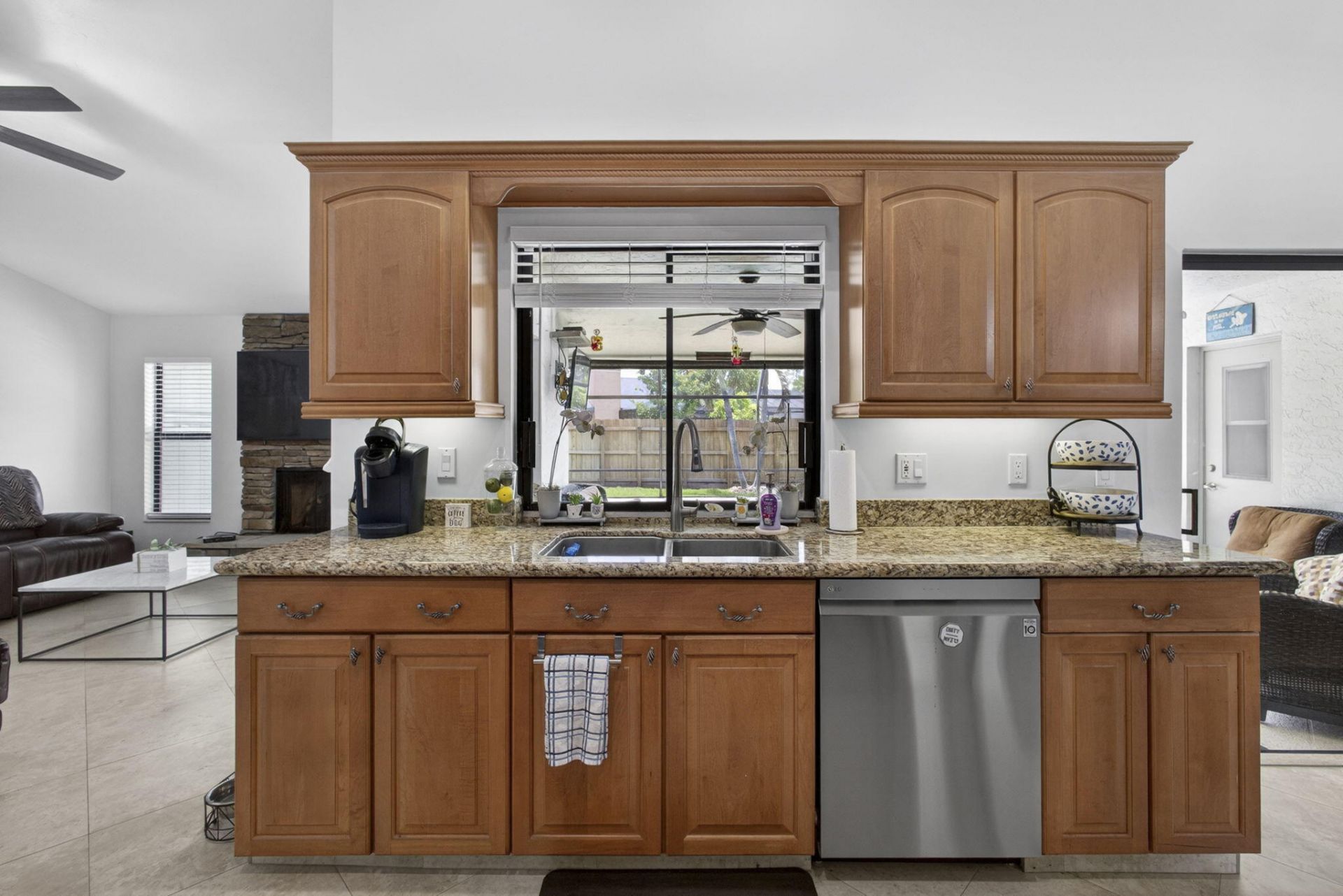 559 Azure Avenue, Wellington, FL 33414 Photo