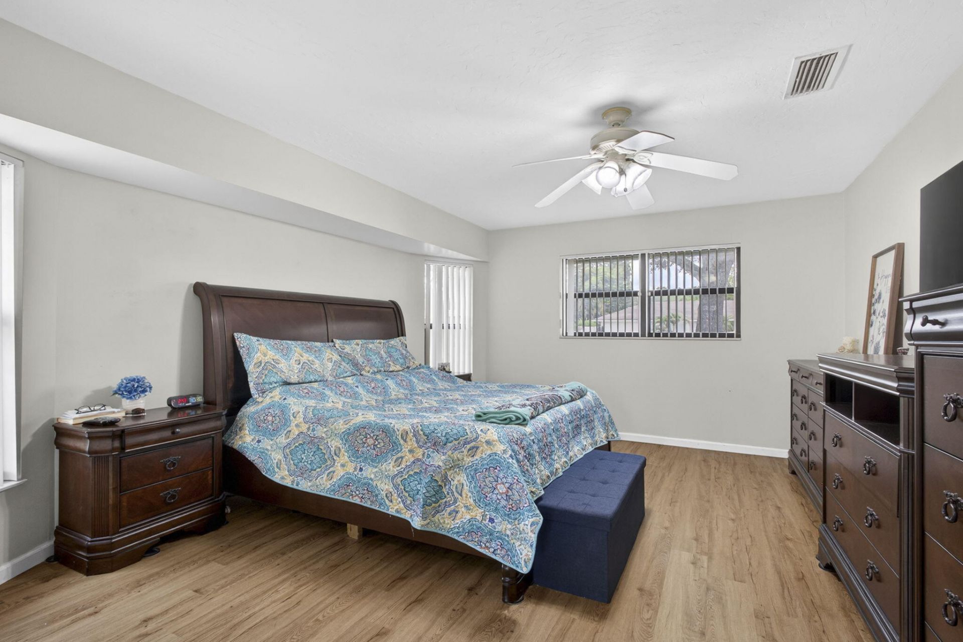 559 Azure Avenue, Wellington, FL 33414 Photo