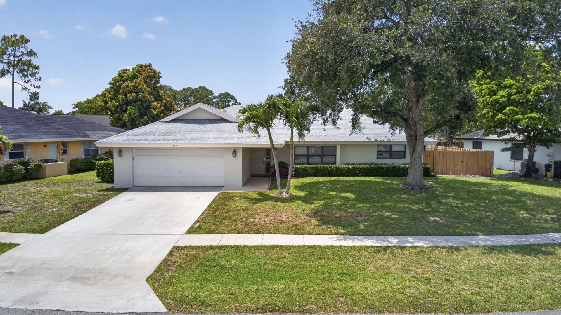 559 Azure Avenue, Wellington, FL 33414 Photo
