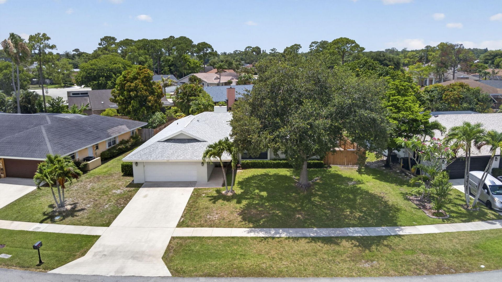 559 Azure Avenue, Wellington, FL 33414 Photo