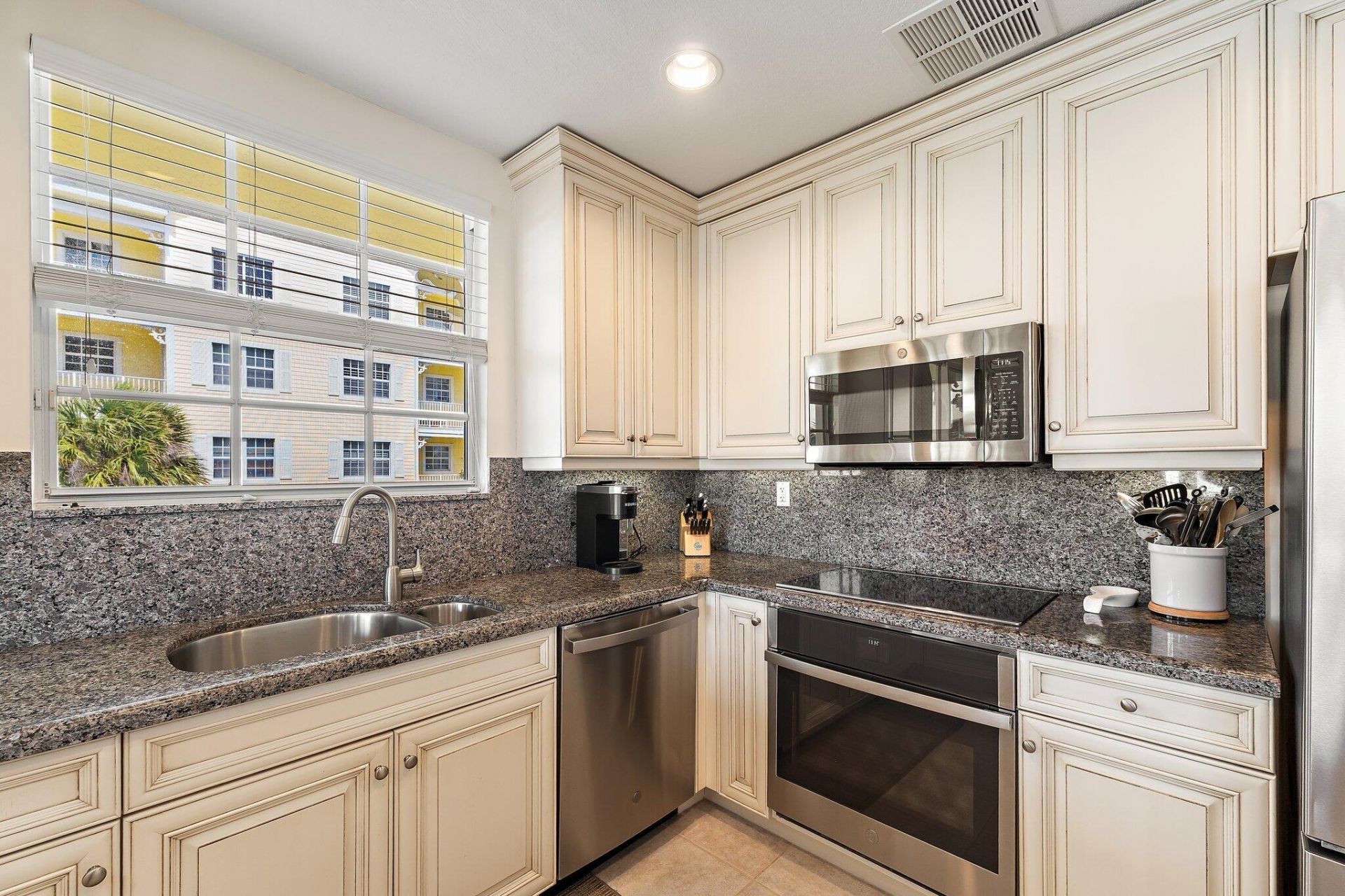 800 Juno Ocean Walk, Unit 303, Juno Beach, FL 33408 Photo
