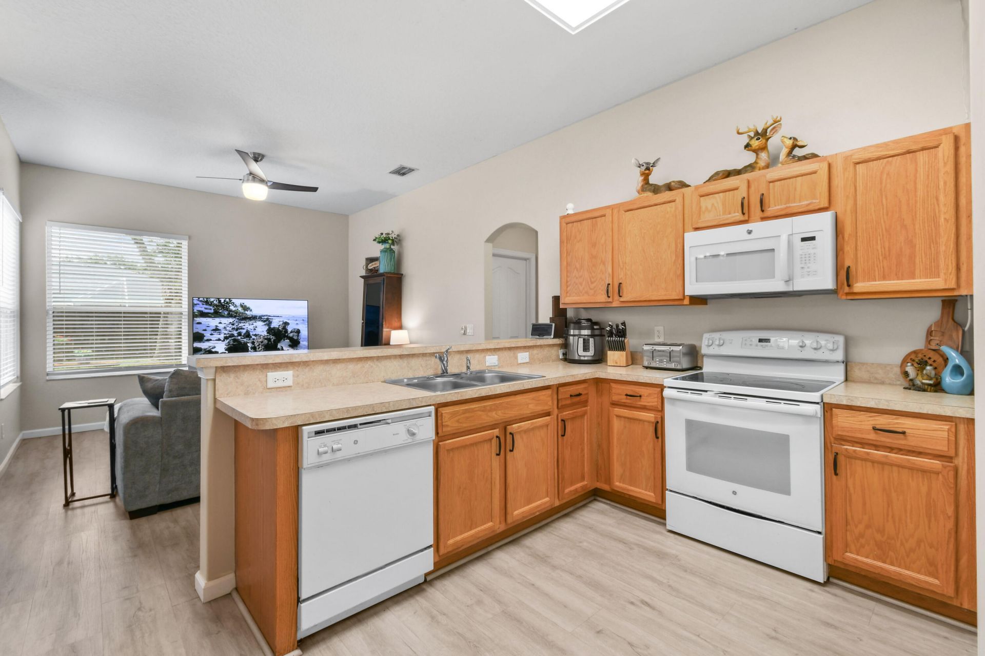 1467 SW Dimperio Avenue, Port Saint Lucie, FL 34953 Photo