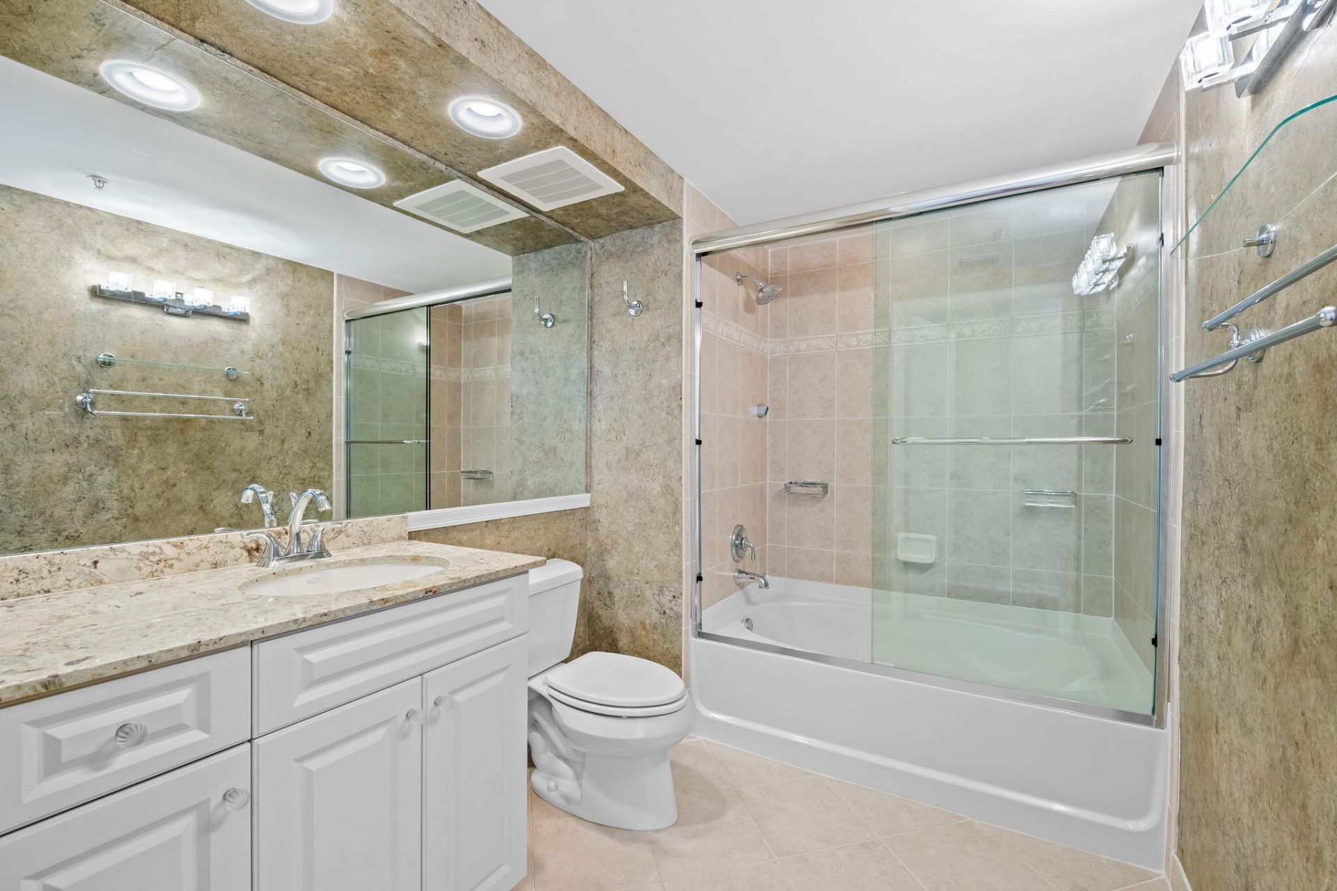 347 N New River Dr Drive E, Unit 1202, Fort Lauderdale, FL 33301 Photo