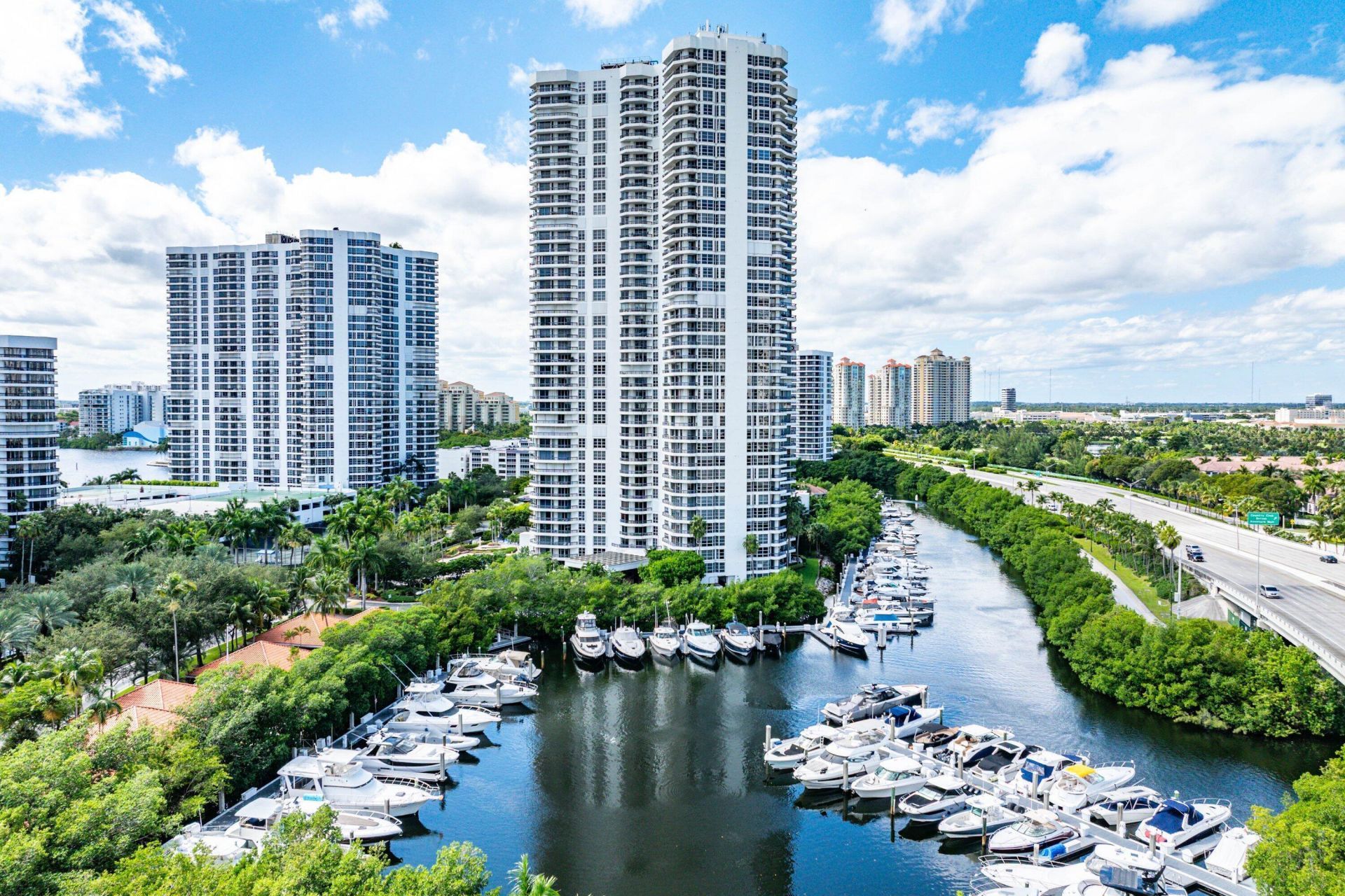 3500 Mystic Pointe Drive, Aventura, FL 33180 Photo