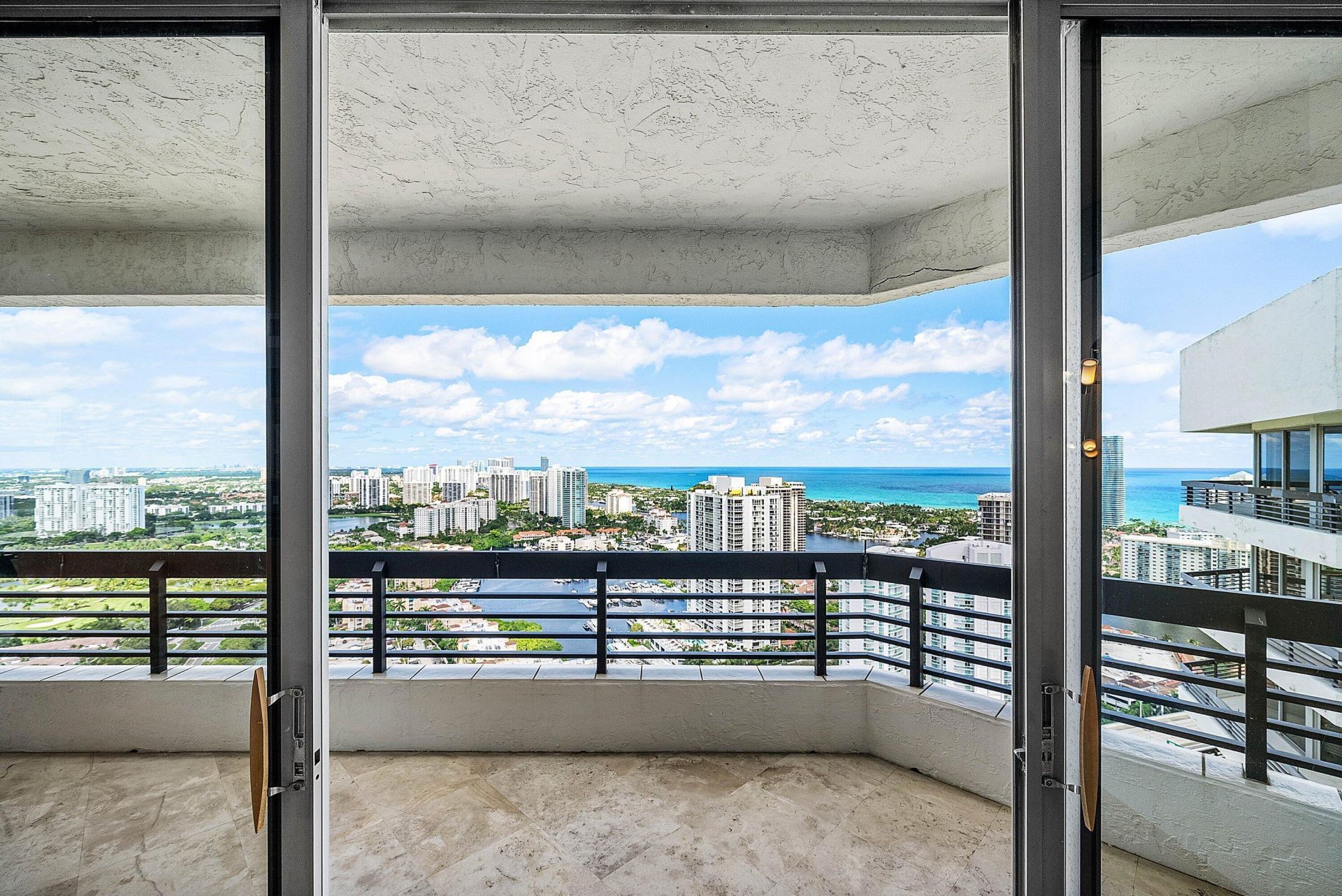 3500 Mystic Pointe Drive, Aventura, FL 33180 Photo