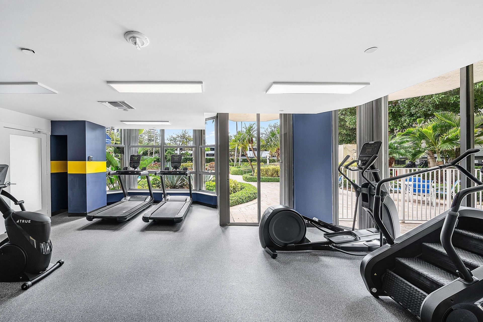 3500 Mystic Pointe Drive, Aventura, FL 33180 Photo