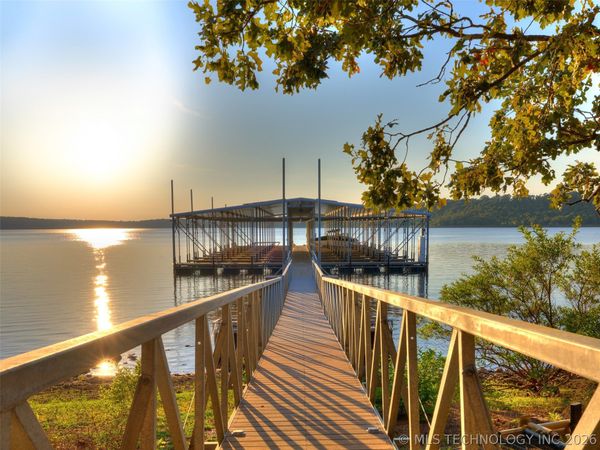 2 McNally Road , Eufaula, OK 74432