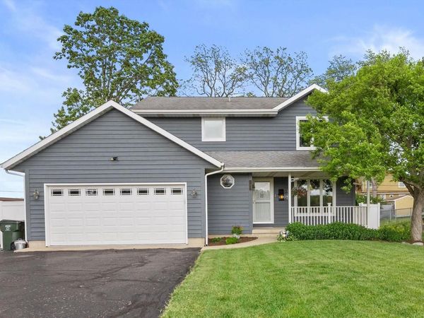 11901 224th AVENUE, Bristol, WI 53104