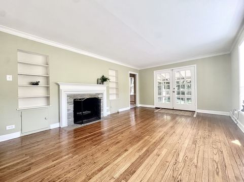 Main Photo