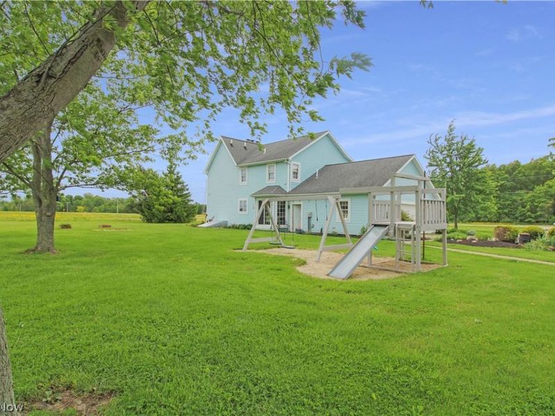 9775 W Bloom Road , Port Clinton, OH 43449 Photo 6
