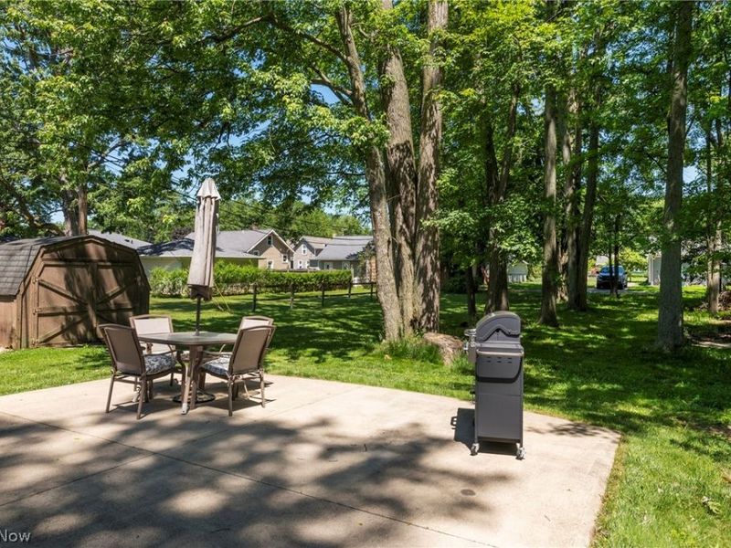 23630 Carriage Lane, North Olmsted, OH 44070 Photo 12