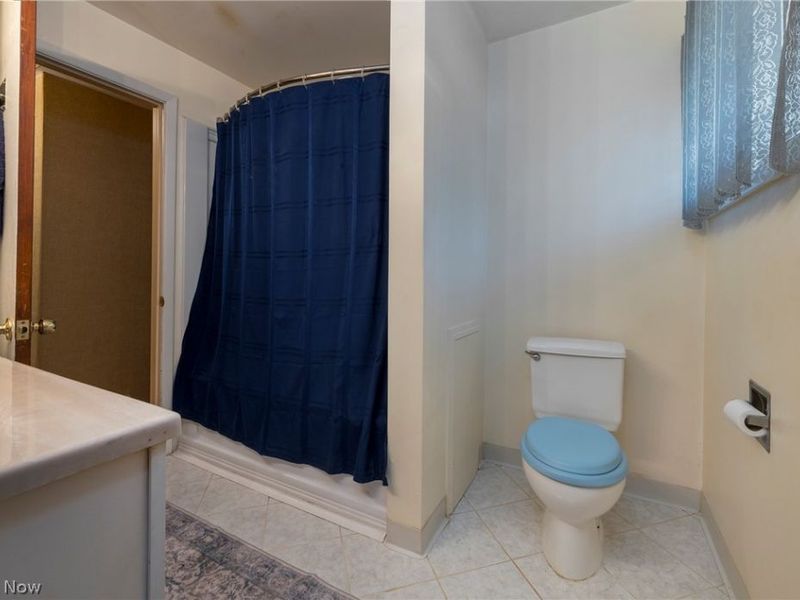 23630 Carriage Lane, North Olmsted, OH 44070 Photo 36