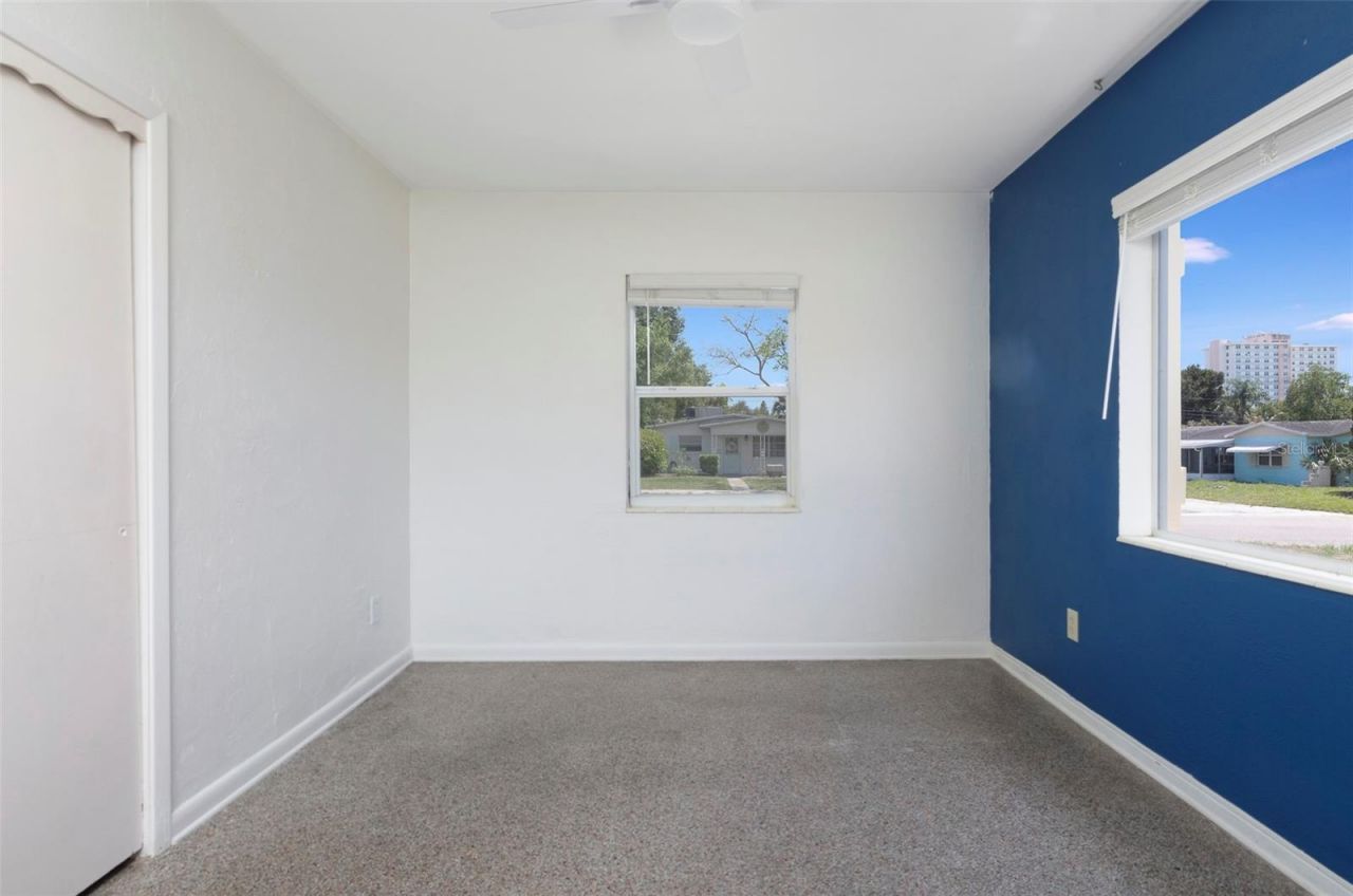 441 57th Street N, Saint Petersburg, FL 33710 Photo