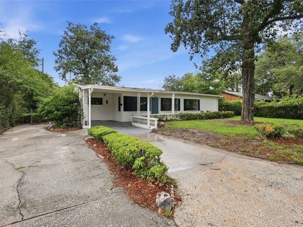910 NE 24TH STREET , GAINESVILLE, FL 32641