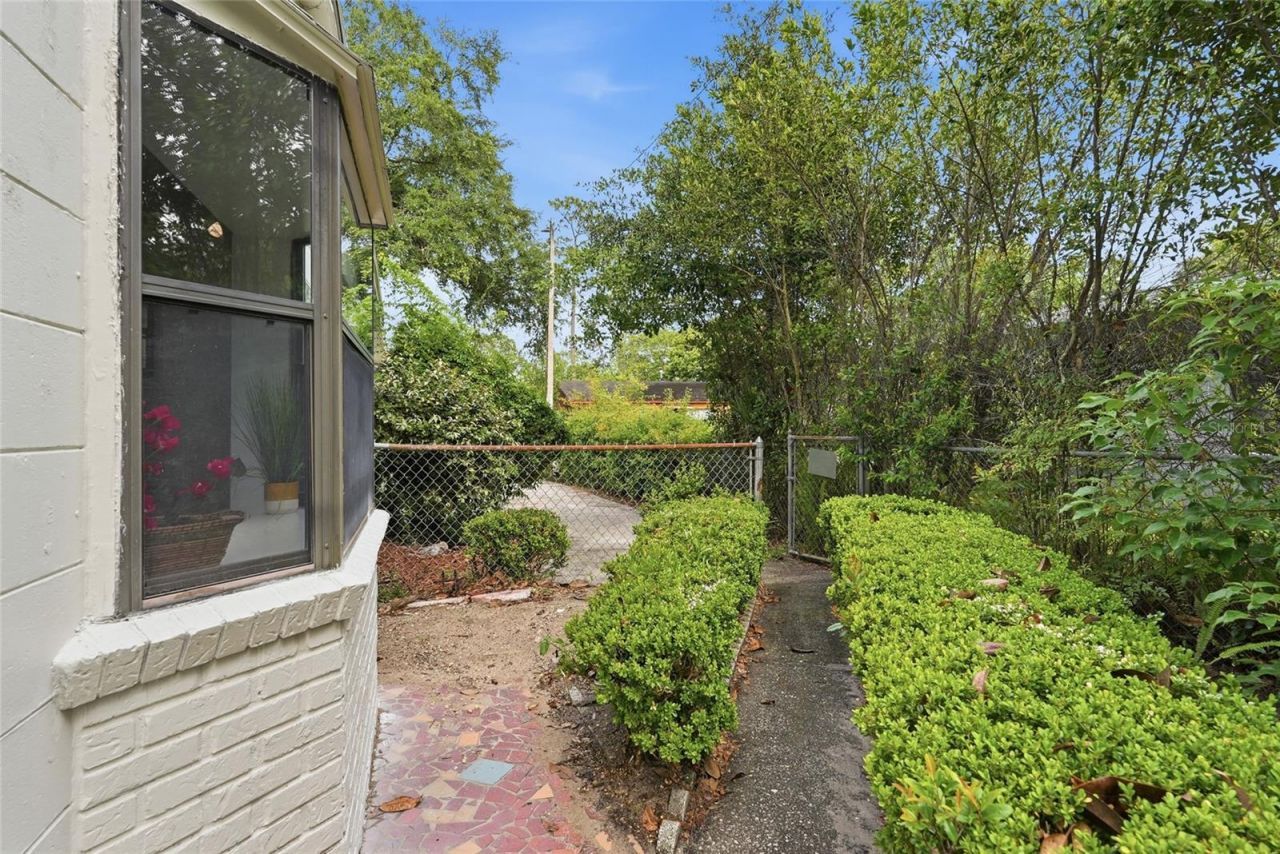 910 NE 24th Street, Gainesville, FL 32641 Photo