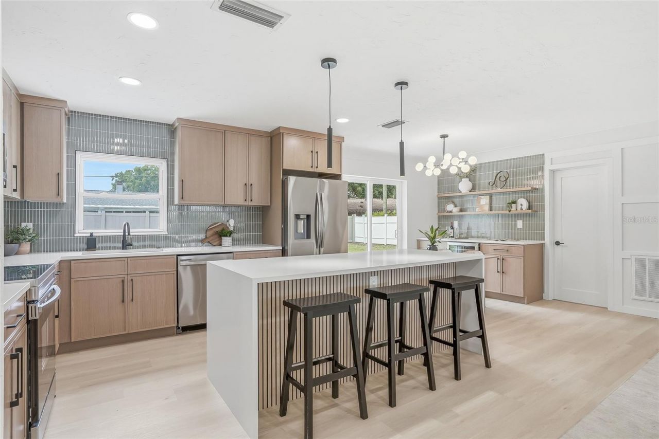 6470 26th Avenue N, Saint Petersburg, FL 33710 Photo